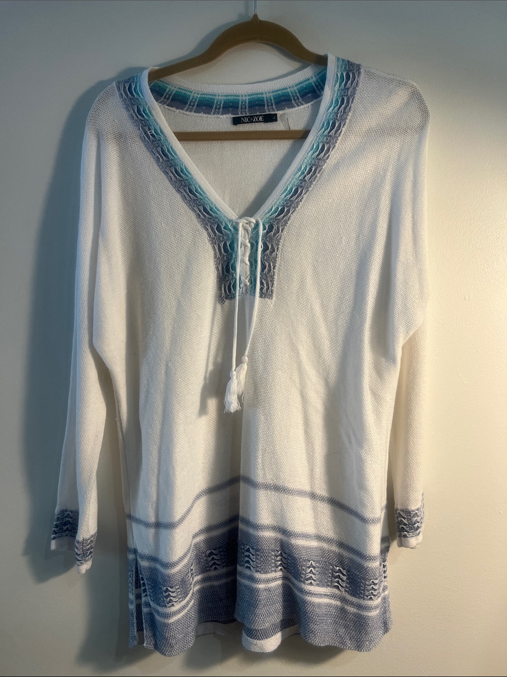 NIC+ZOE White Knit Top with Blue and Teal Stripe Trim